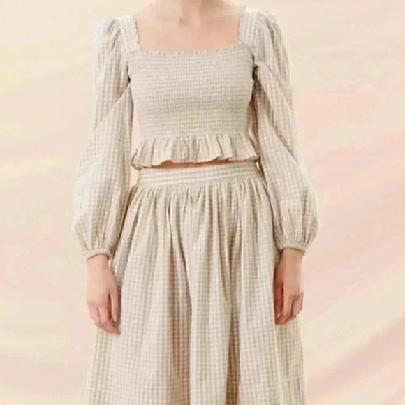 NWT byTimo Smocked Gingham Cropped Top Neutral Colors Spring Top - Picture 1 of 8